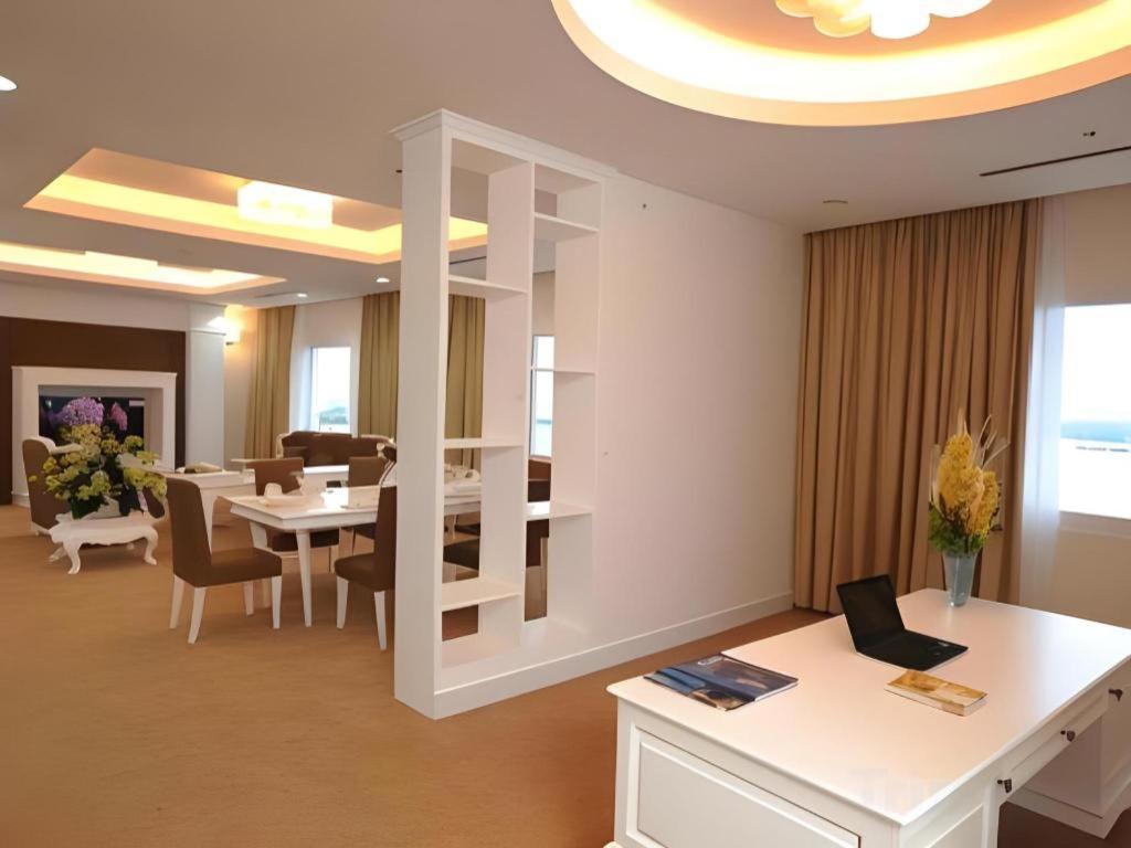 Mekong My Tho Hotel Buitenkant foto