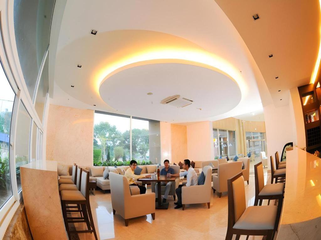 Mekong My Tho Hotel Buitenkant foto